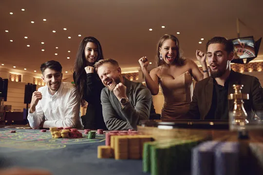 乐冠娱乐 品牌形象